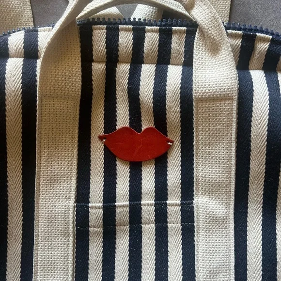 Clare V Beige Canvas - Picture 3 of 10